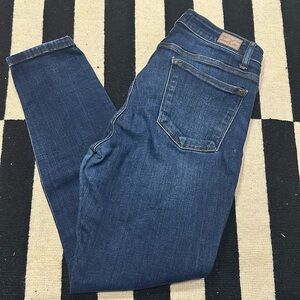 Judy Blue
Dark Wash
Skinny Jeans
Size 11/31